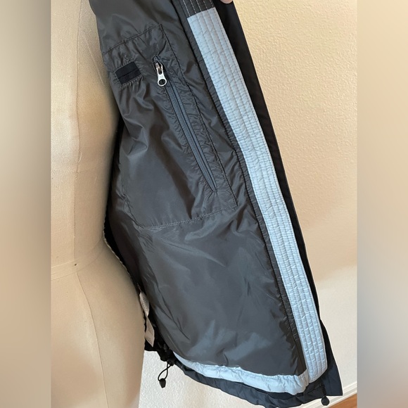 L.L. Bean Woman’s 3 in 1 Waterproof Jacket - Picture 14 of 16